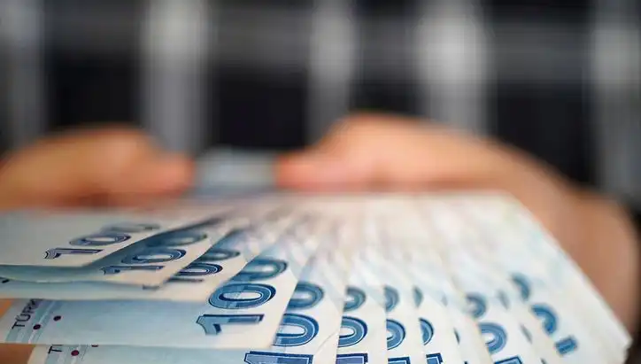 Emekli Promosyon Kampanyaları Temmuz 2025: Kamu ve Özel Bankalarda Hangi Fırsatlar Var?