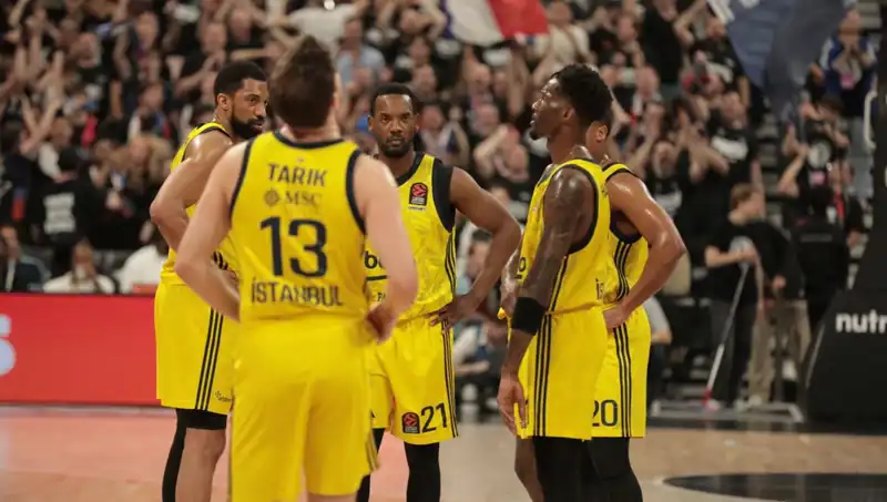 Fenerbahçe, Panathinaikos karşısında final hayalini gerçekleştirmek için sahaya çıkıyor